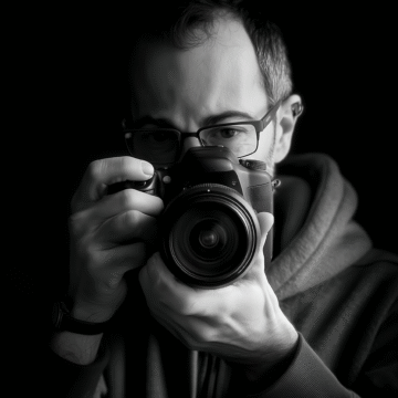 Menu fotografia 01 - David Bovet amb la Camera de fotos apuntant